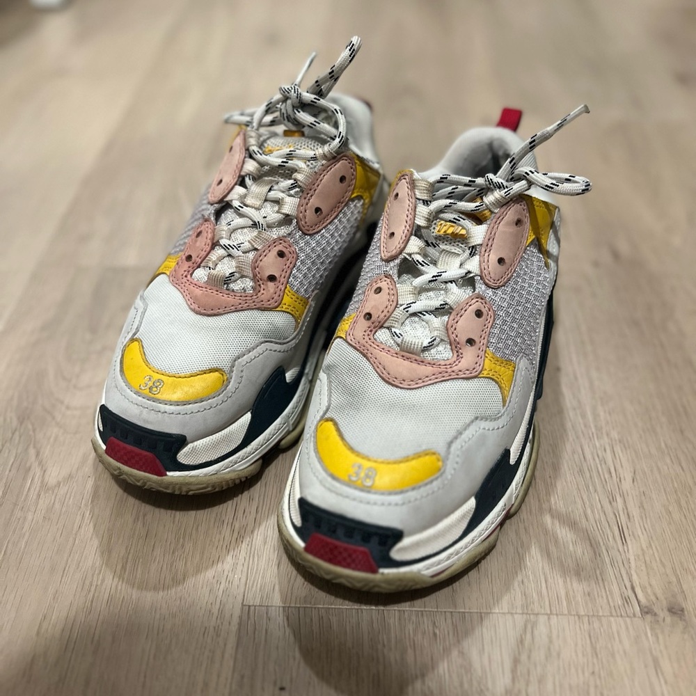 Balenciaga triple S